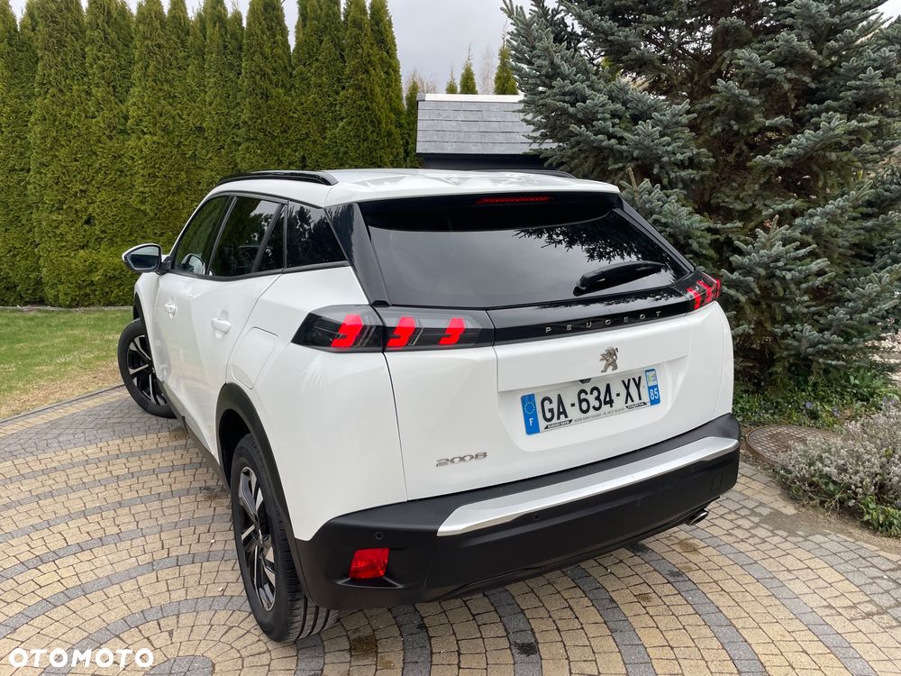Peugeot 2008 1.5 BlueHDi Allure Pack S&S EAT8 - 4