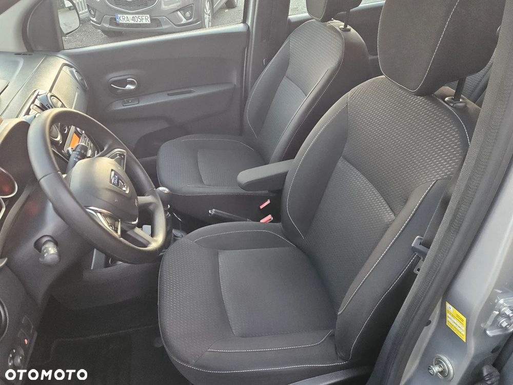 Dacia Lodgy TCe 100 GPF Comfort - 11