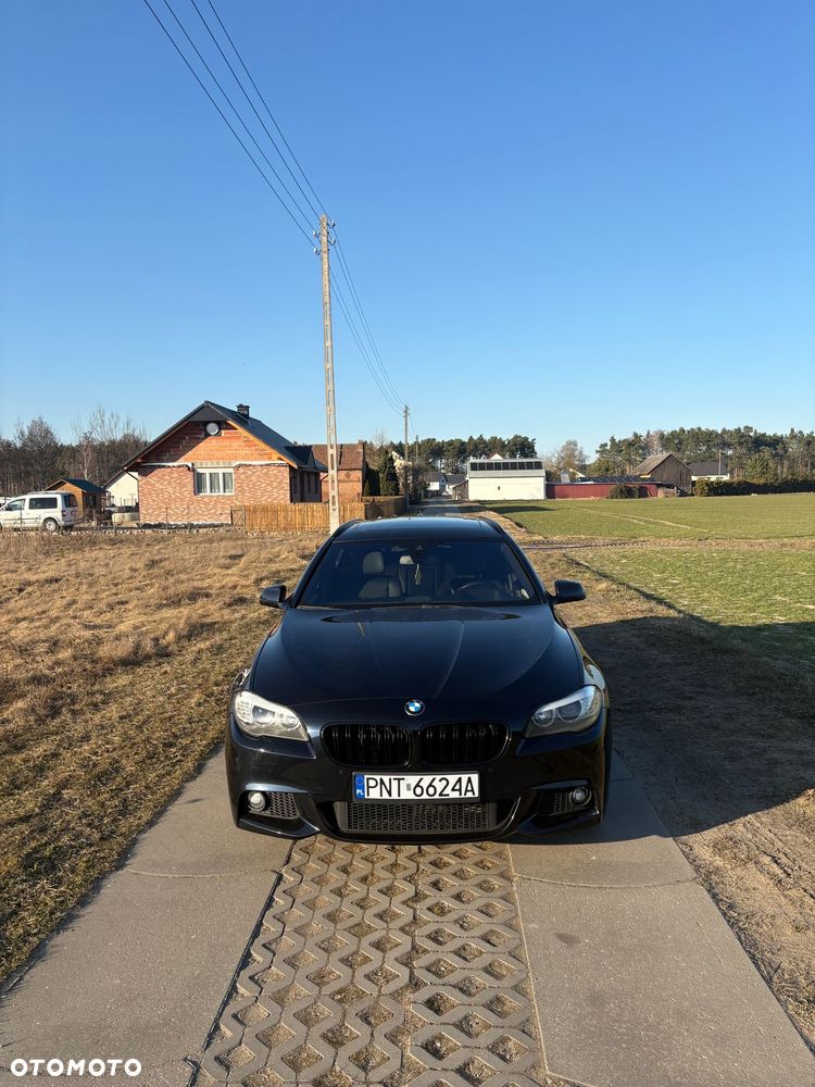 BMW Seria 5 530d xDrive - 7