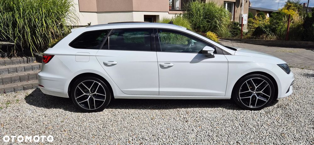 Seat Leon Sportstourer 1.5 EcoTSI Evo FR Black S&S DSG - 24