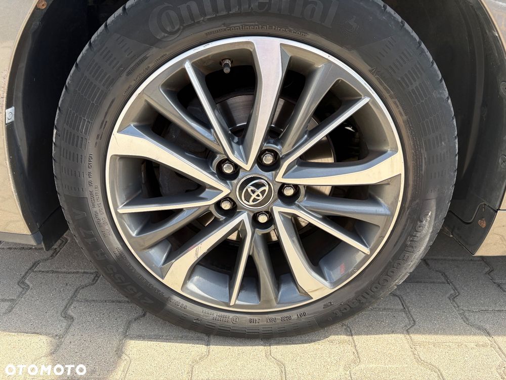 Toyota Verso 1.8 Prestige MS EU6 - 24