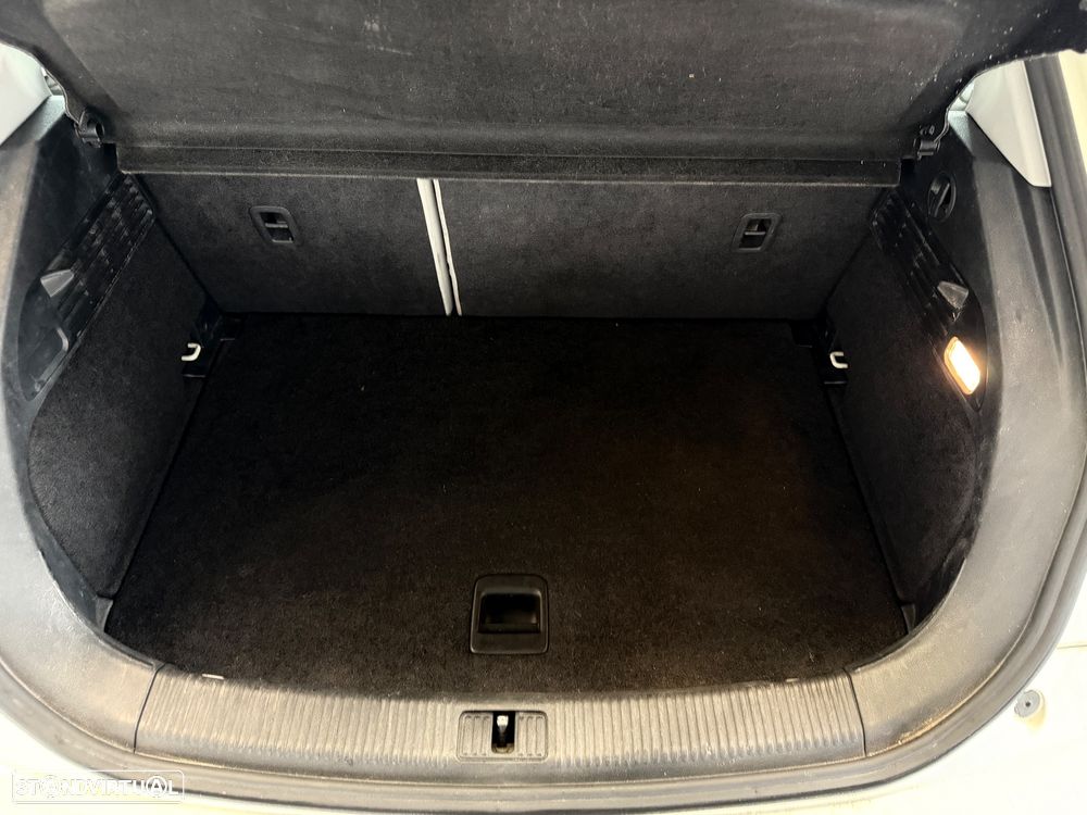 Audi A1 Sportback 1.6 TDI Business Line - 13