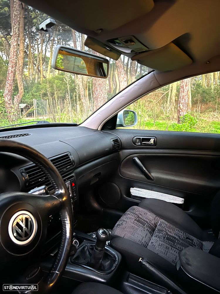 VW Passat Variant - 8