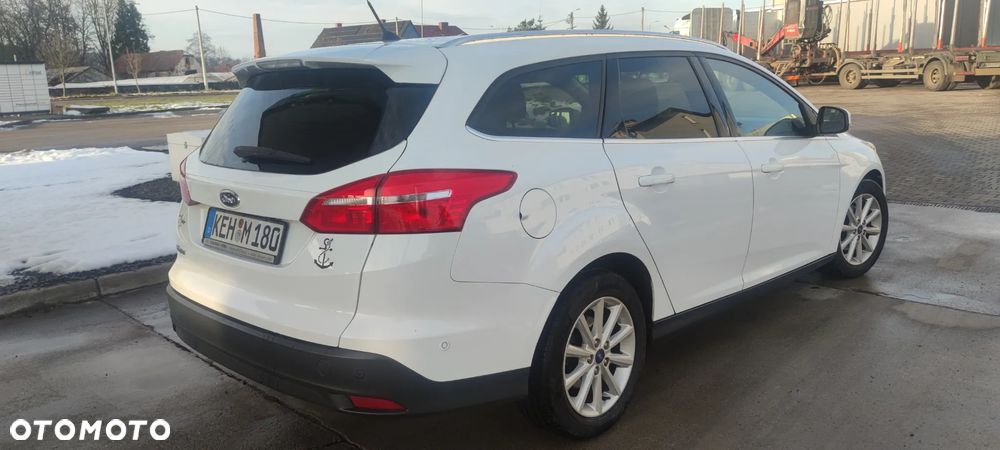 Ford Focus 1.5 TDCi DPF Start-Stopp-System Titanium - 4