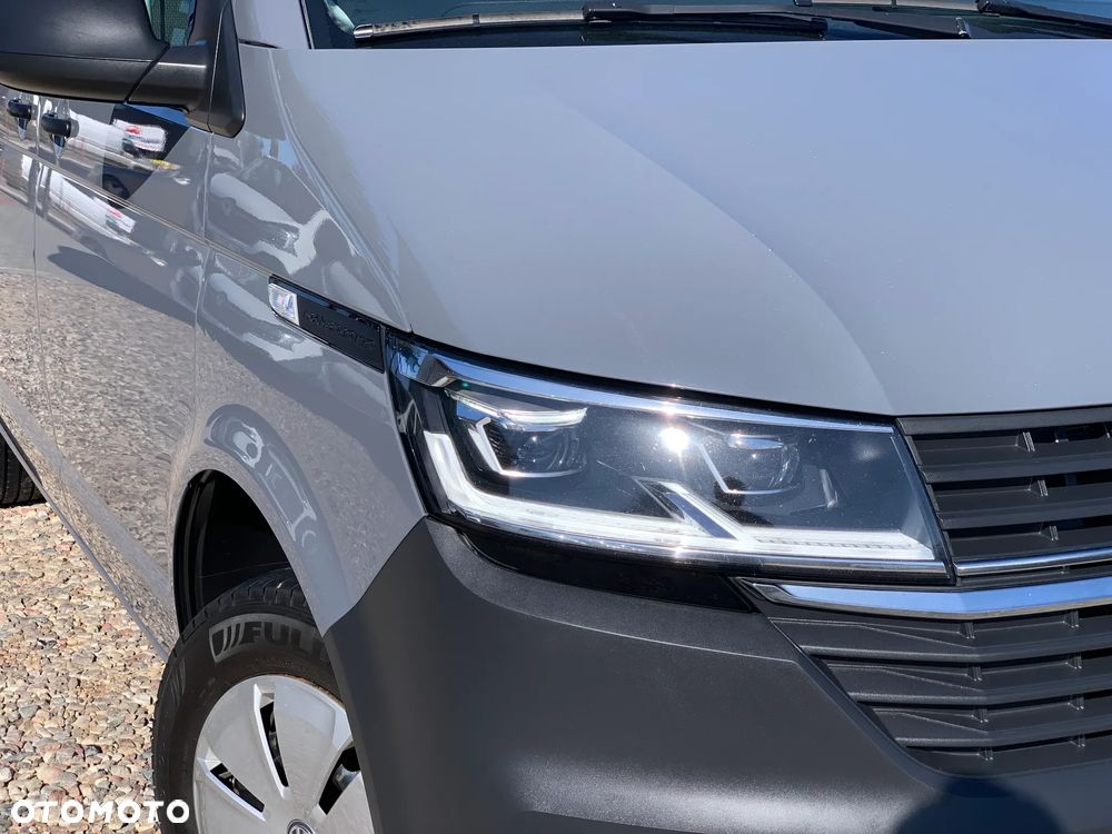 Volkswagen Transporter - 32