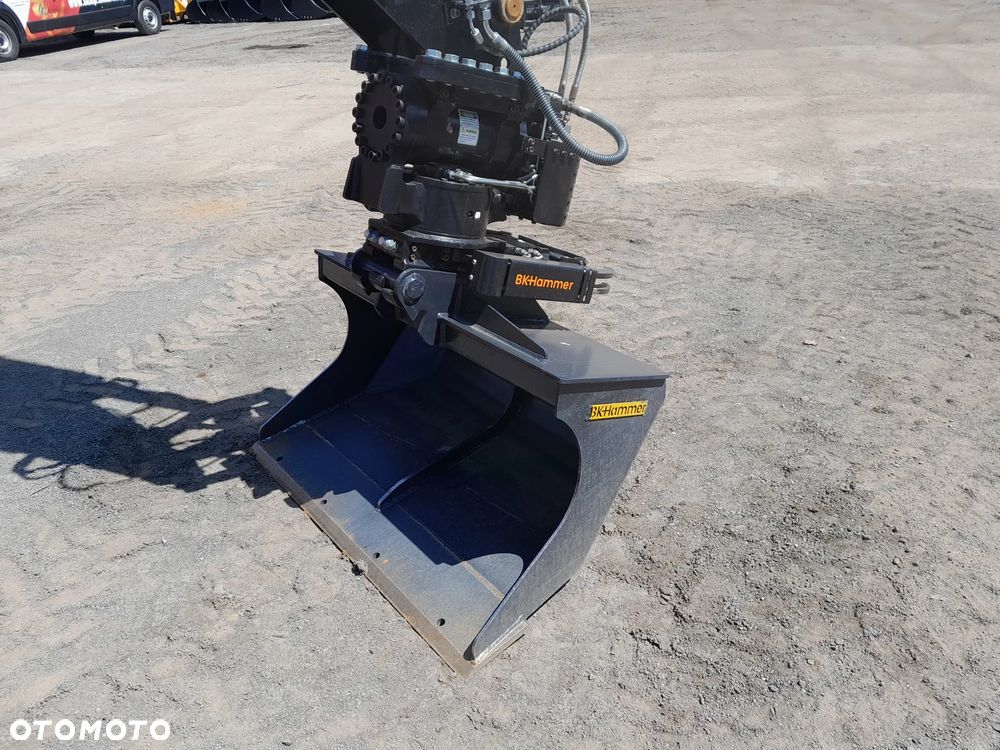 JCB 90Z-2  2022R - 19