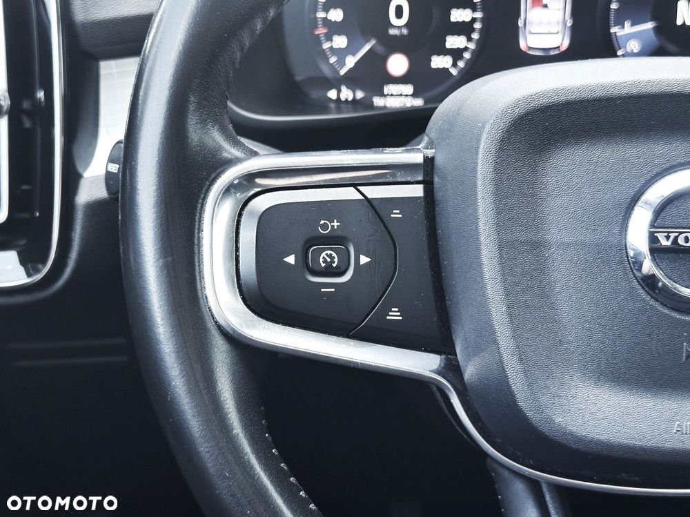 Volvo XC 40 - 10