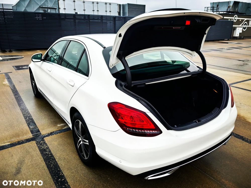 Mercedes-Benz Klasa C 160 Business Edition 9G-TRONIC - 12