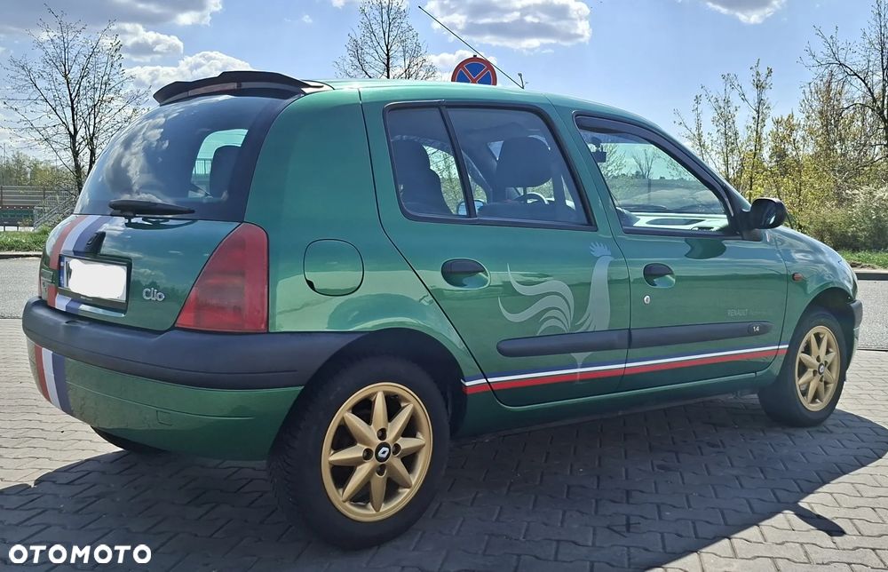 Renault Clio 1.4i RT - 7