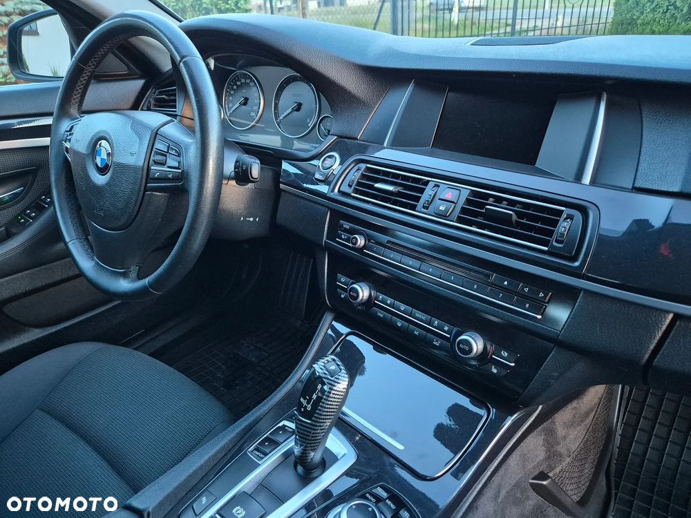 BMW Seria 5 520d - 16