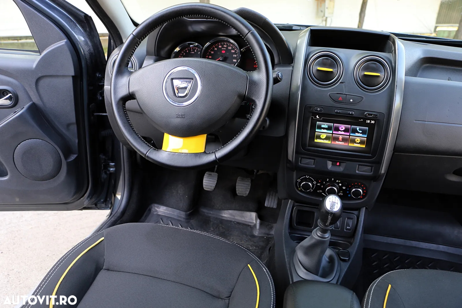 Dacia Duster 1.5 dCi 4x2 Laureate - 9