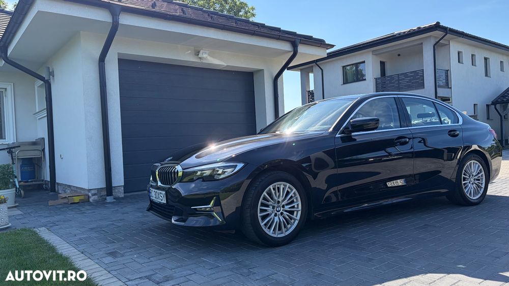 BMW Seria 3 320i Aut. Luxury Line - 11