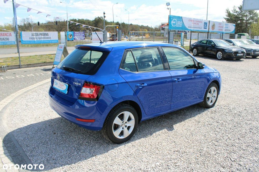 Skoda Fabia - 6
