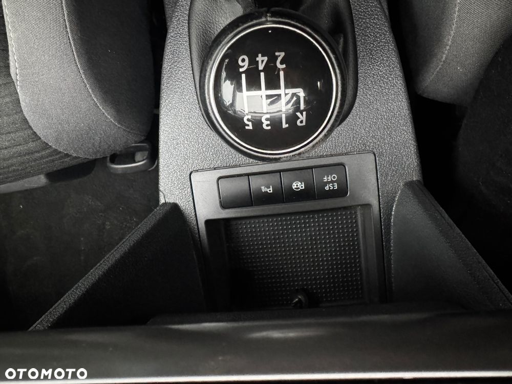 Volkswagen Touran 1.4 TSI United - 18