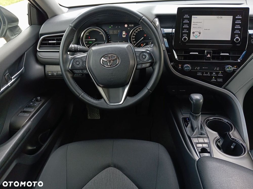 Toyota Camry 2.5 Hybrid Comfort CVT - 10