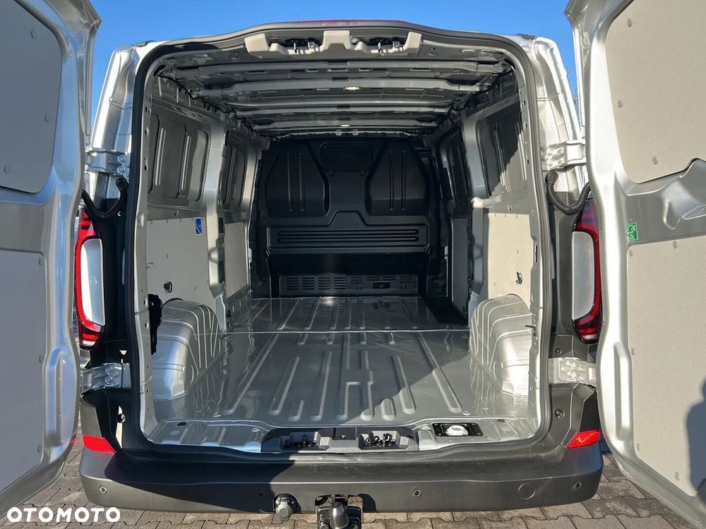 Volkswagen Transporter T7 Furgon PanAmericana/AUTOMAT 2,0 l TDI 170 KM r. o. 3500 mm - 10