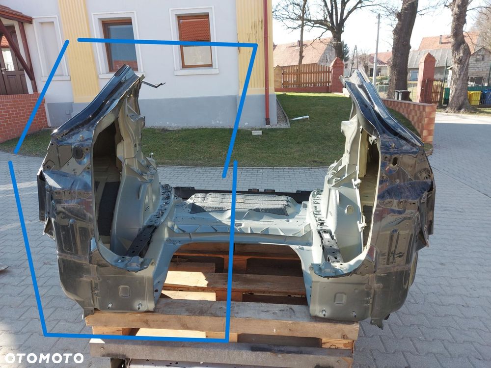 TESLA MODEL Y 2022r ĆWIARTKA BŁOTNIK LEWY TYŁ czarny PBSB - 3