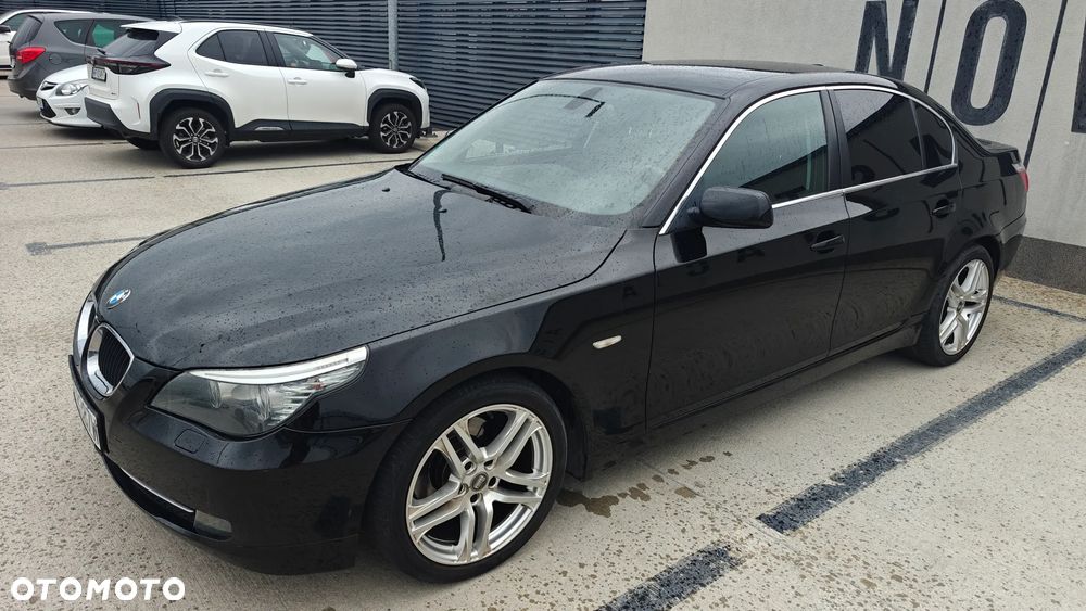 BMW Seria 5 520i - 3