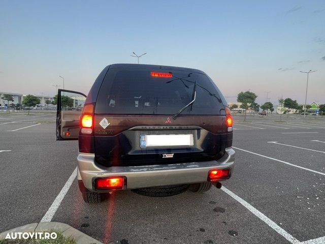 Mitsubishi Pajero - 29