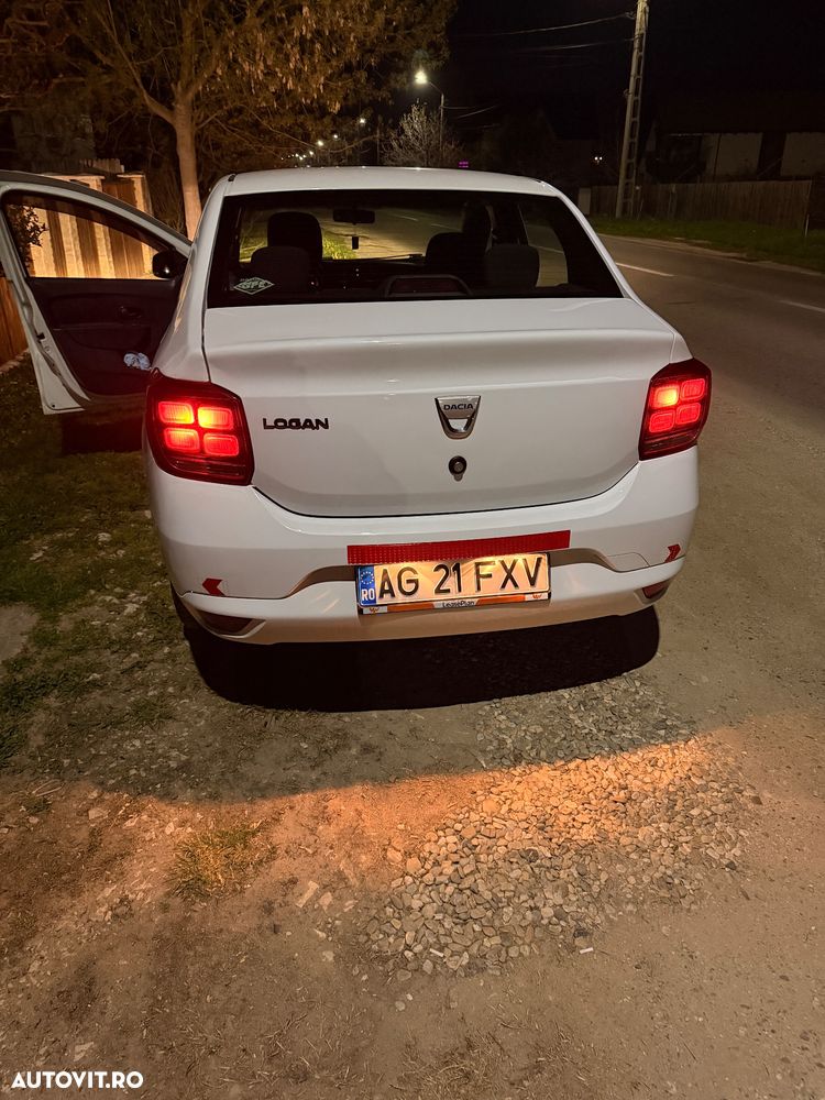 Dacia Logan TCe 90 Essential - 10