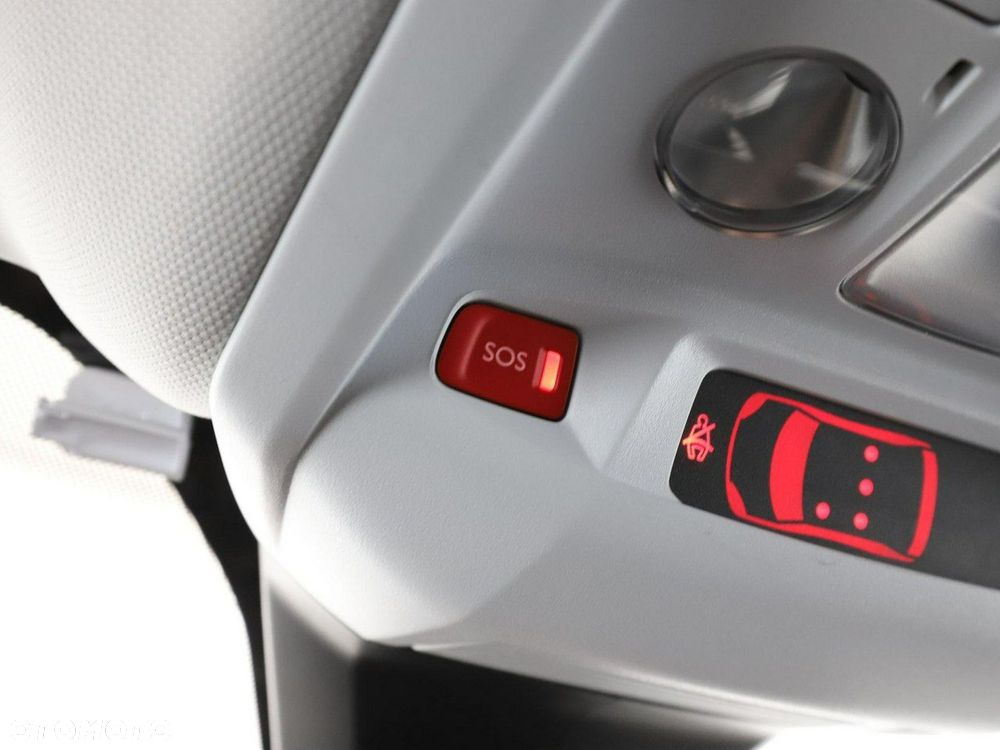 Peugeot 3008 PureTech 130 Stop & Start GPF EAT8 Allure Business-Paket - 41