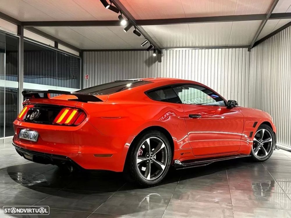 Ford Mustang - 12