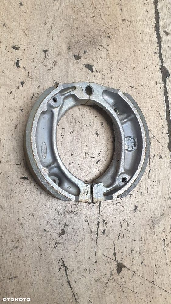 Szczęki hamulcowe Honda XR200R XR600R XL125S MT125  06430-KT0-305 - 4