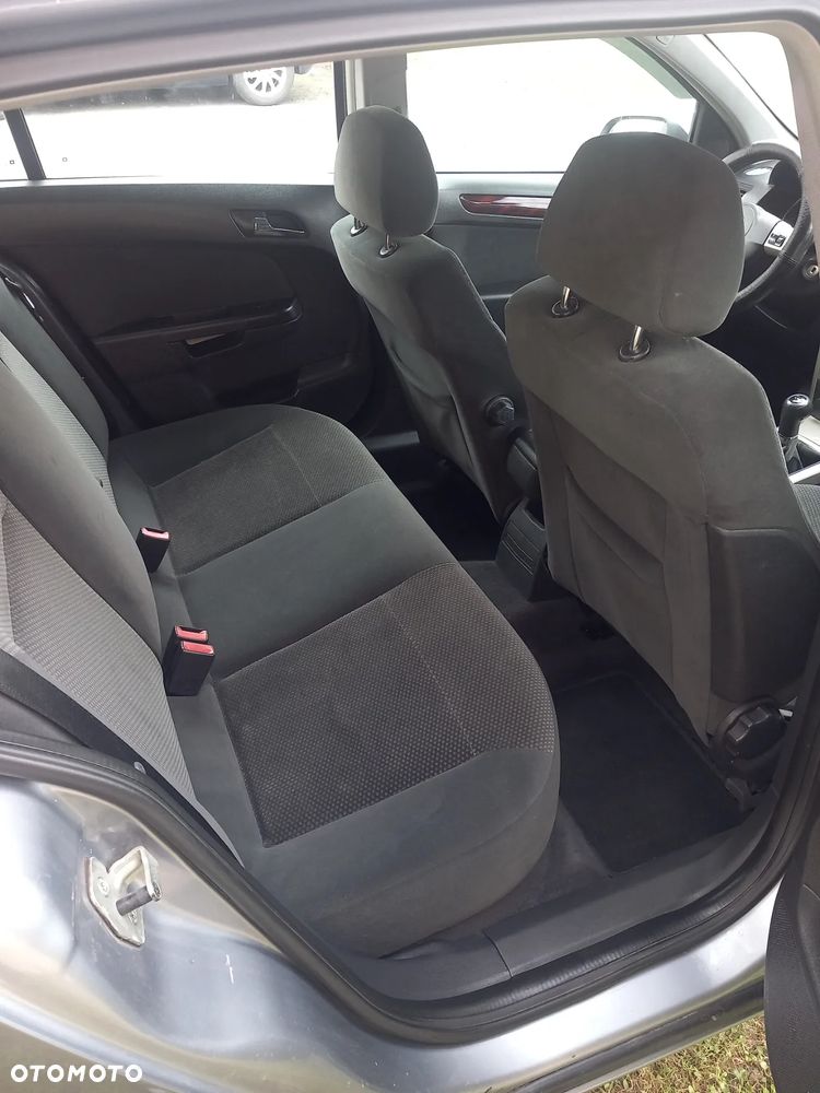 Opel Astra - 9