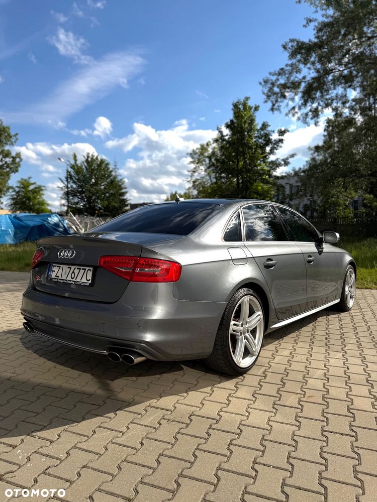 Audi S4 Limousine - 10