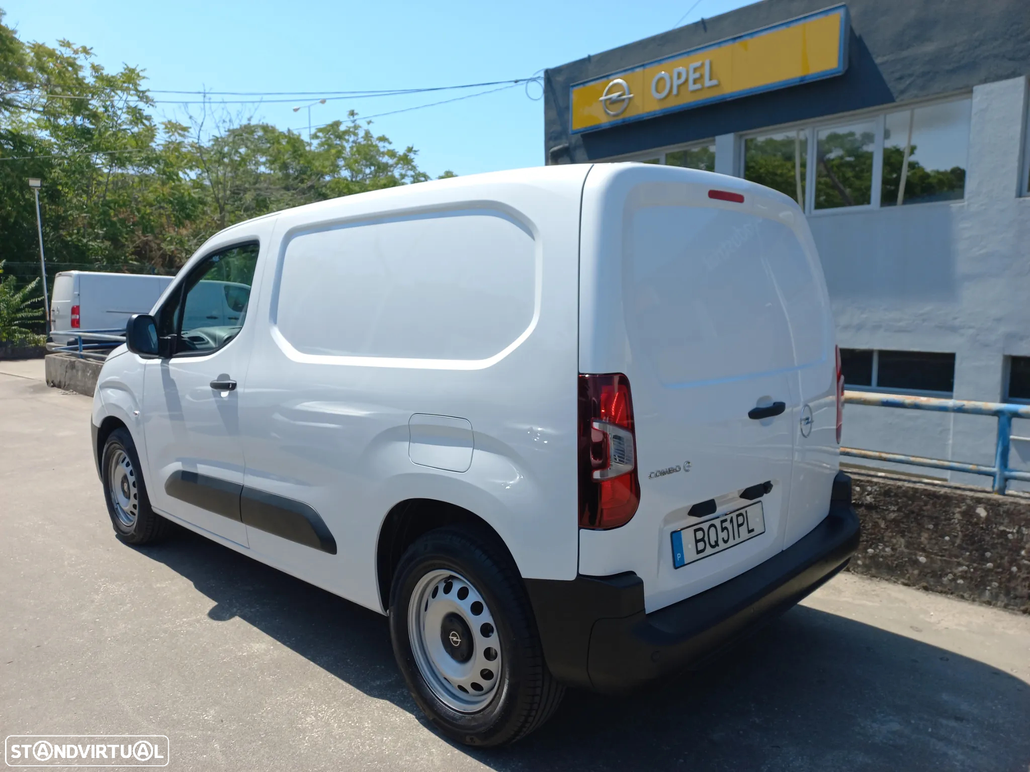 Opel Combo Electric Cargo L1 136cv Bateria 50KW - 4