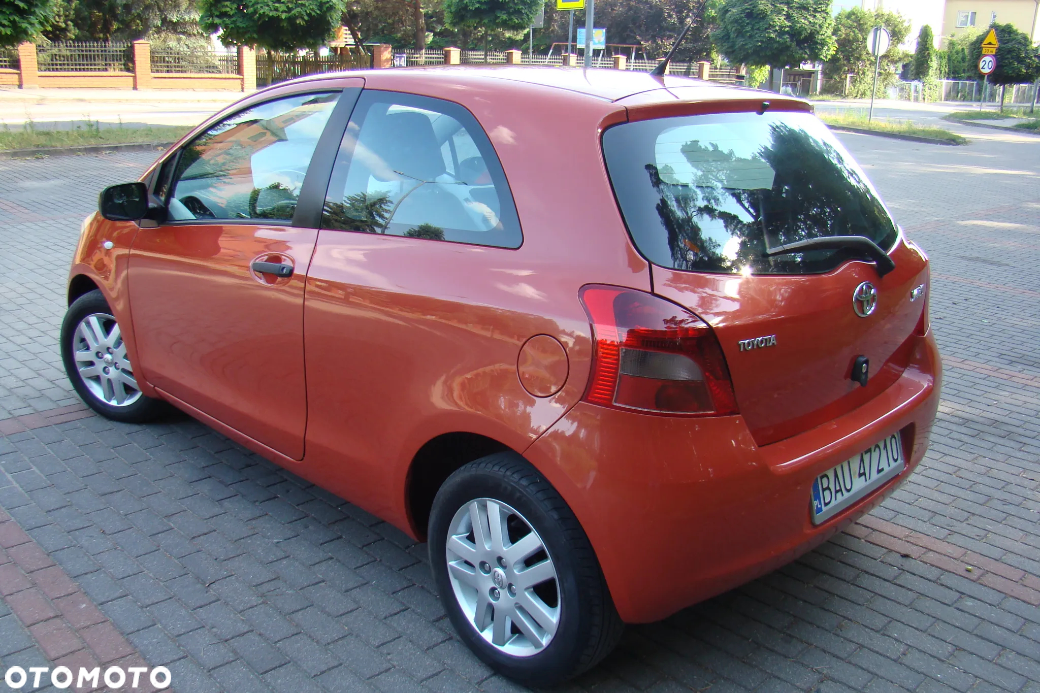 Toyota Yaris 1.4 D-4D Sol - 4