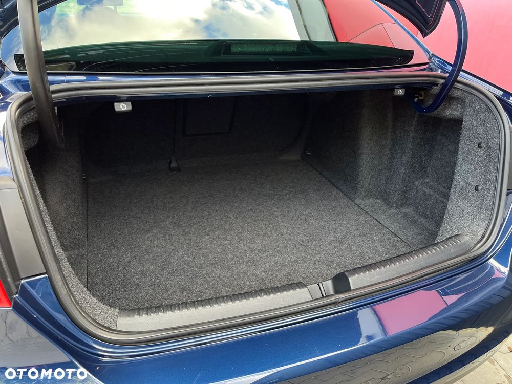 Volkswagen Jetta 1.4 TSI Match - 9