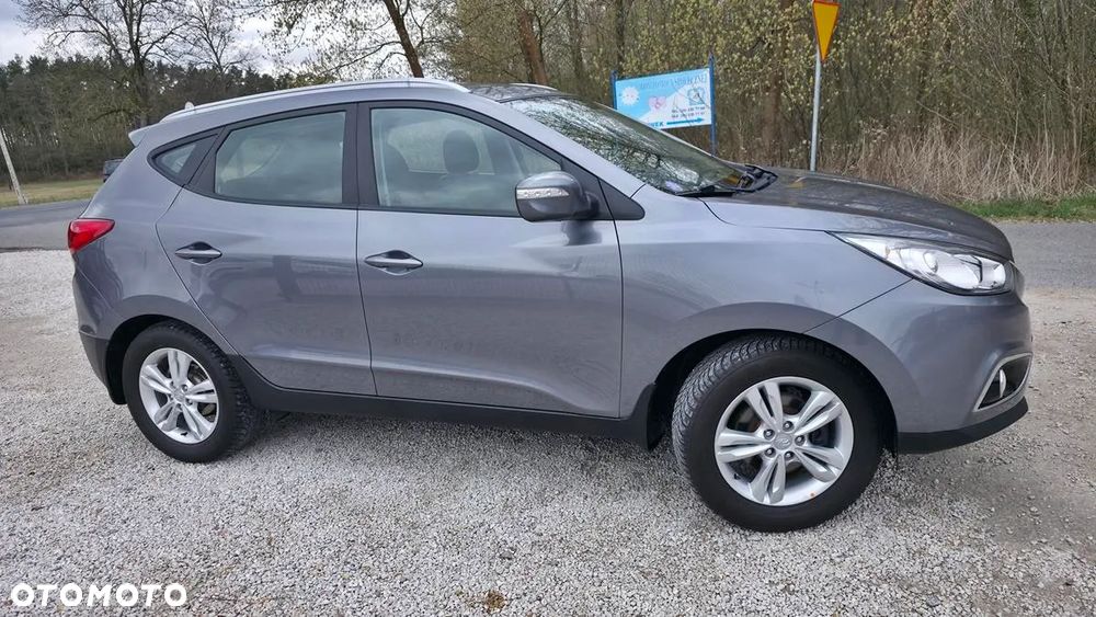 Hyundai ix35 1.6 2WD blue Trend - 15