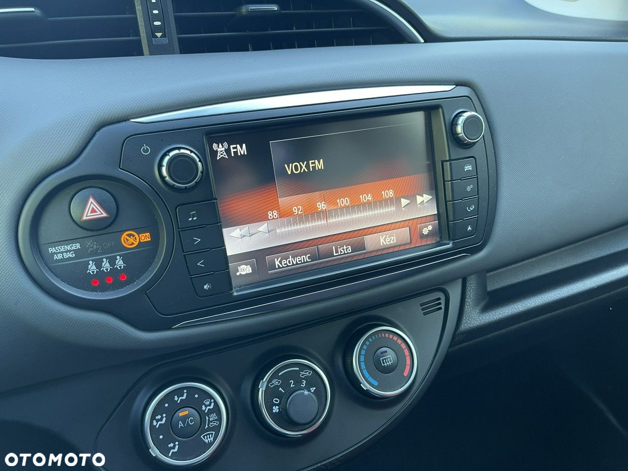 Toyota Yaris - 37