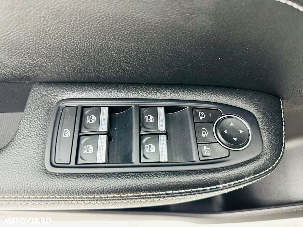 Renault Arkana E-TECH Zen - 13