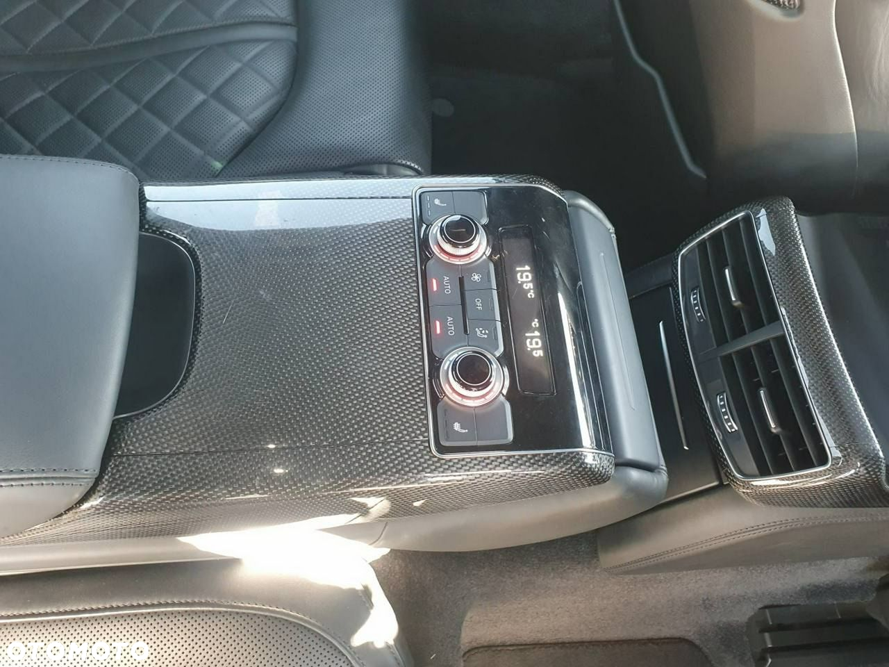Audi A8 - 22