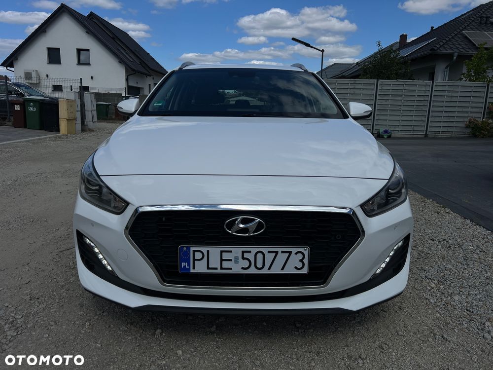 Hyundai i30 1.4 T-GDI Premiere Style - 3