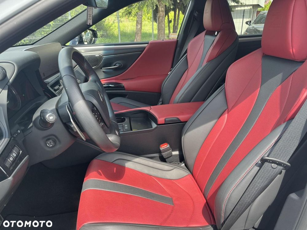 Lexus ES - 14