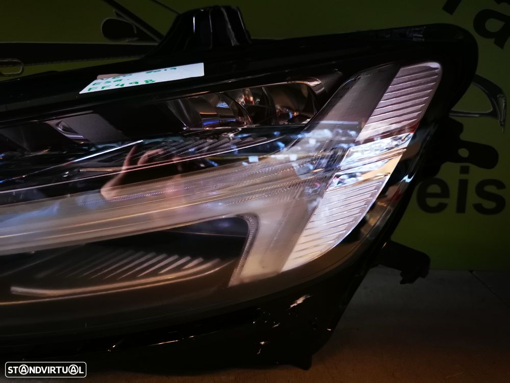 VOLVO V60 II FAROL ESQUERDO - FF498 - 3