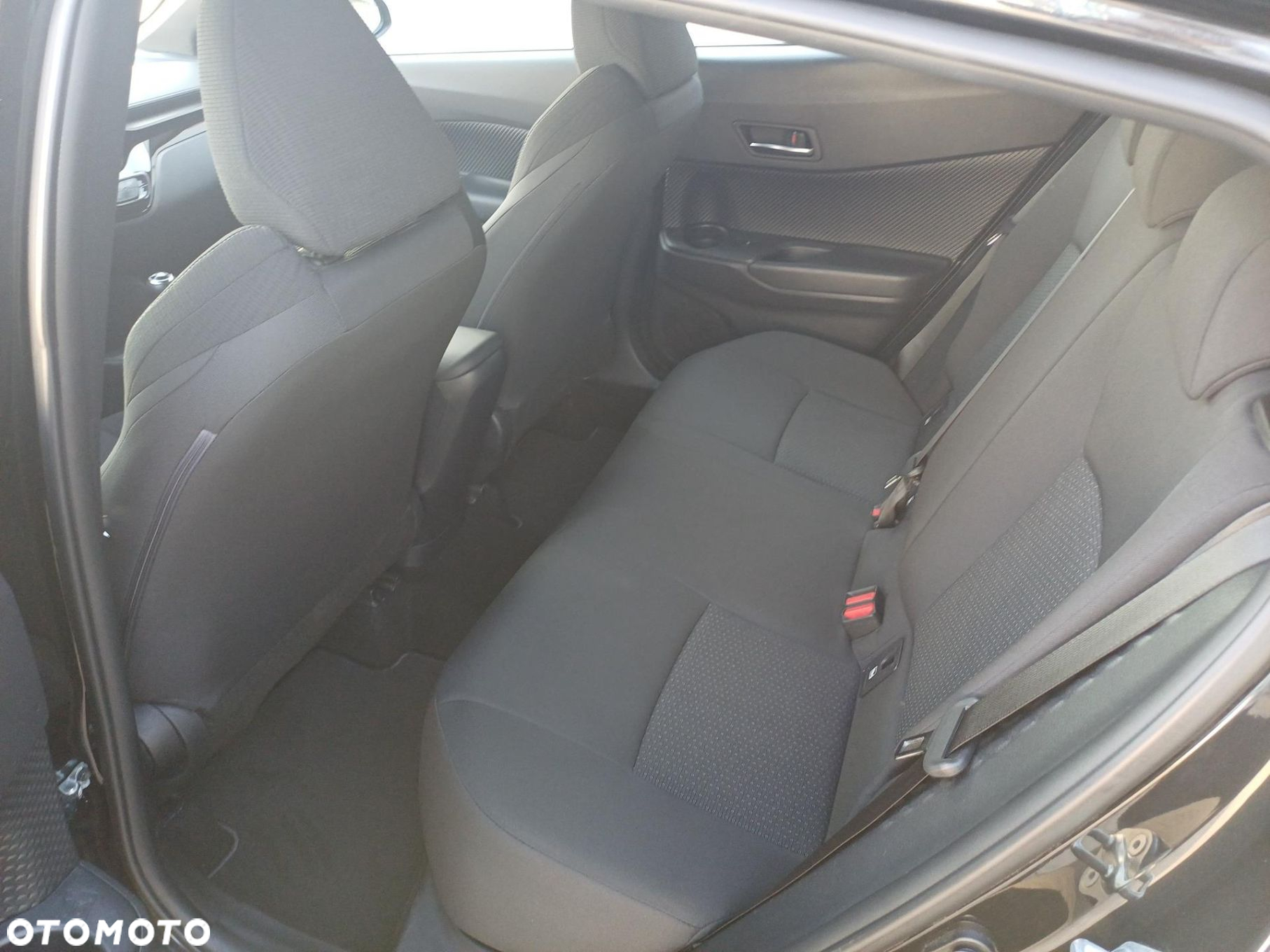 Toyota C-HR 1.2 T GPF Premium - 10