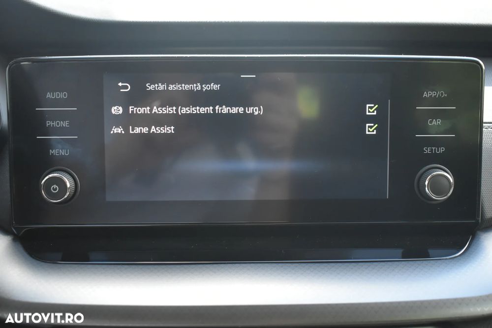 Skoda Octavia 2.0 TDI DSG Ambition - 13