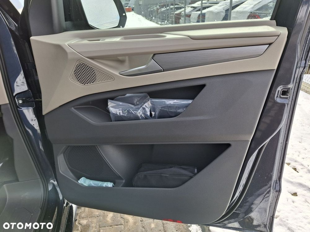 Volkswagen California - 17