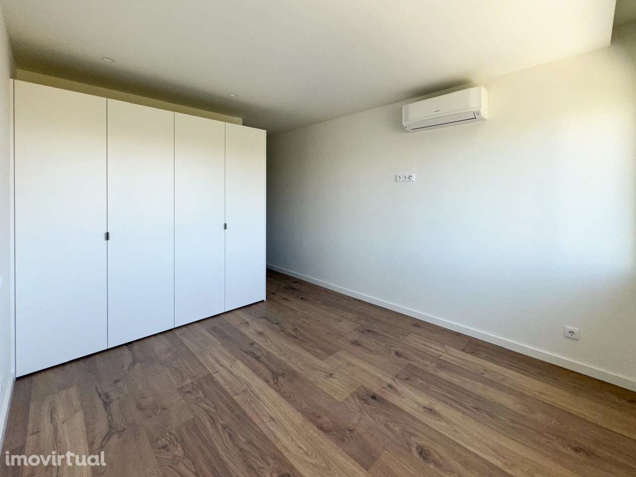 Apartamento T2 Venda em Braga (Maximinos, Sé e Cividade),Braga - Grande imagem: 3/12
