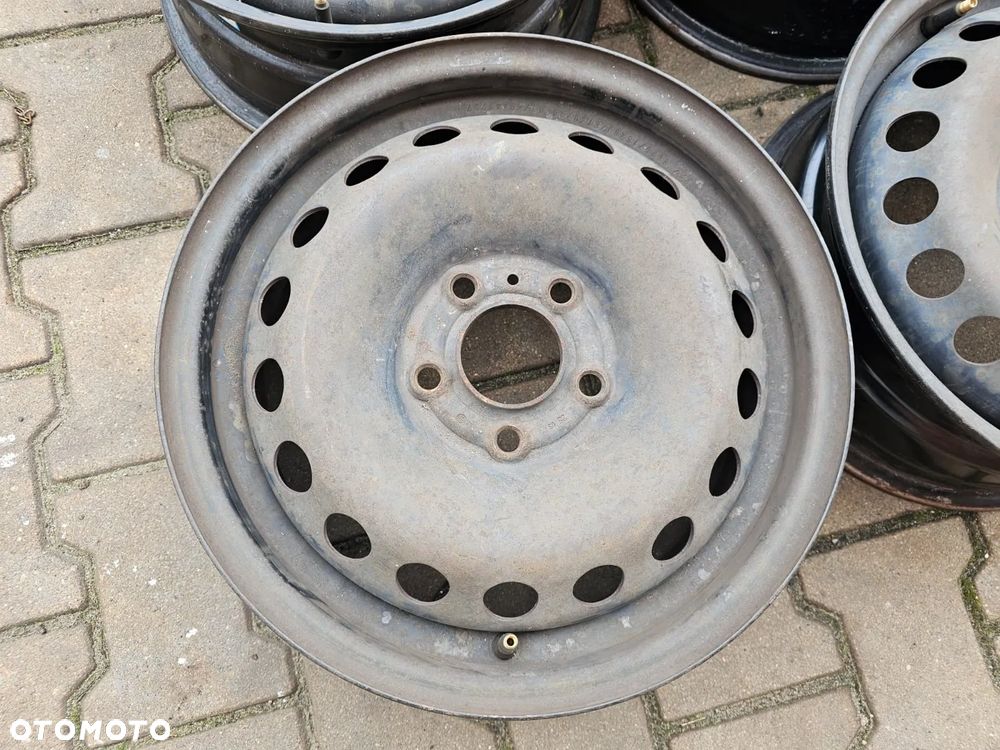(S9) Felgi stalowe Alfa Romero Giulietta 159 Brera Spider Opel Astra Zafira Meriva Vectra Saab 900 9-3 / 6Jx15 ET49 5x110 - 4