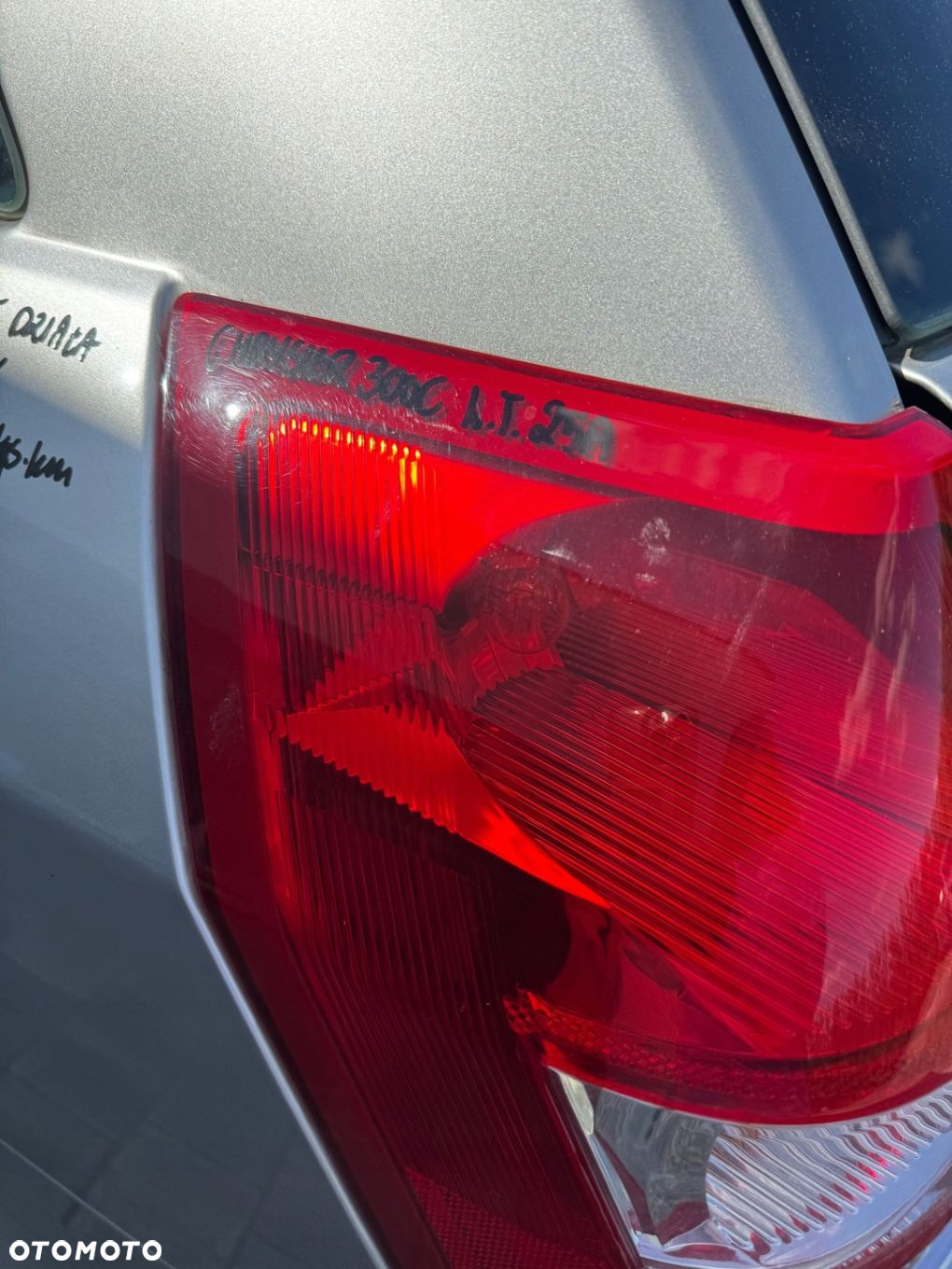 CHRYSLER 300C I LAMPA LEWA TYLNA LEWY TYŁ - 3