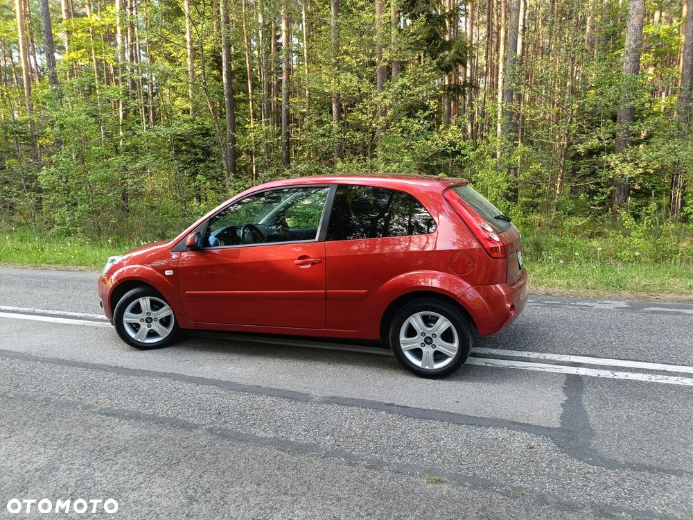 Ford Fiesta 1.4 TDCI - 5