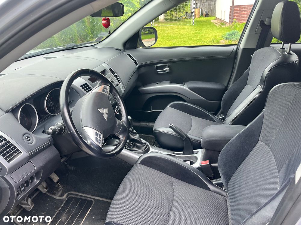 Mitsubishi Outlander 2.0 2WD - 5