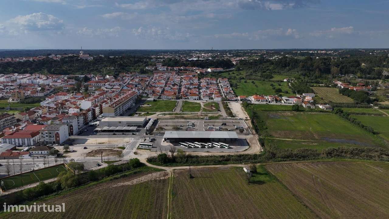 Lote de terreno para construção de prédio multifamiliar, Coruche, Lote - Grande imagem: 3/16