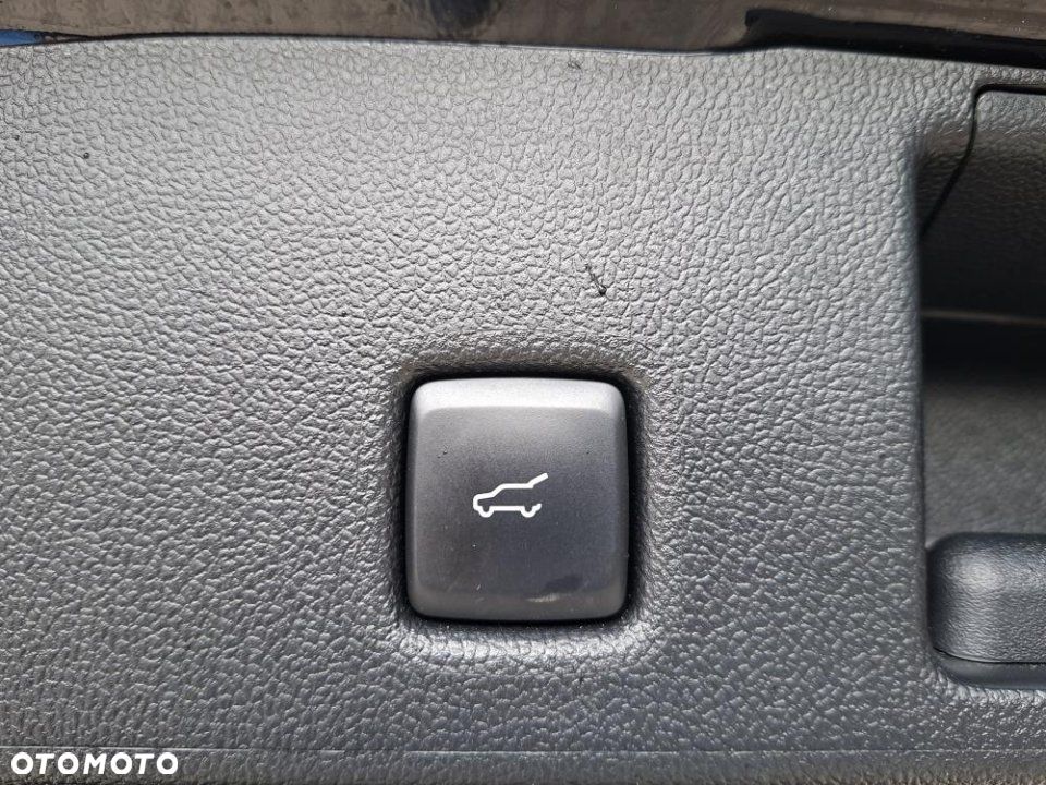 Ford Kuga - 35