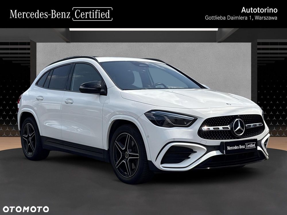 Mercedes-Benz GLA - 8
